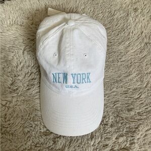 Brandy Melville hat